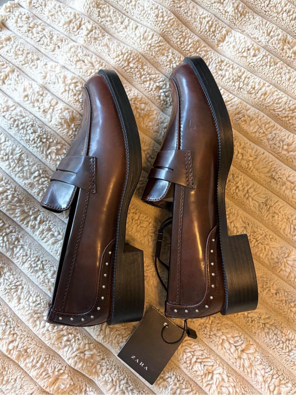 Zara Women’s Brown Leather Loafers - Picture 9 of 10